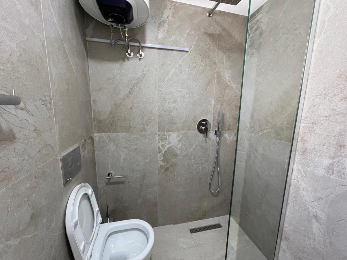 Garden Villa Apartments ซารานเดอ ภายนอก รูปภาพ