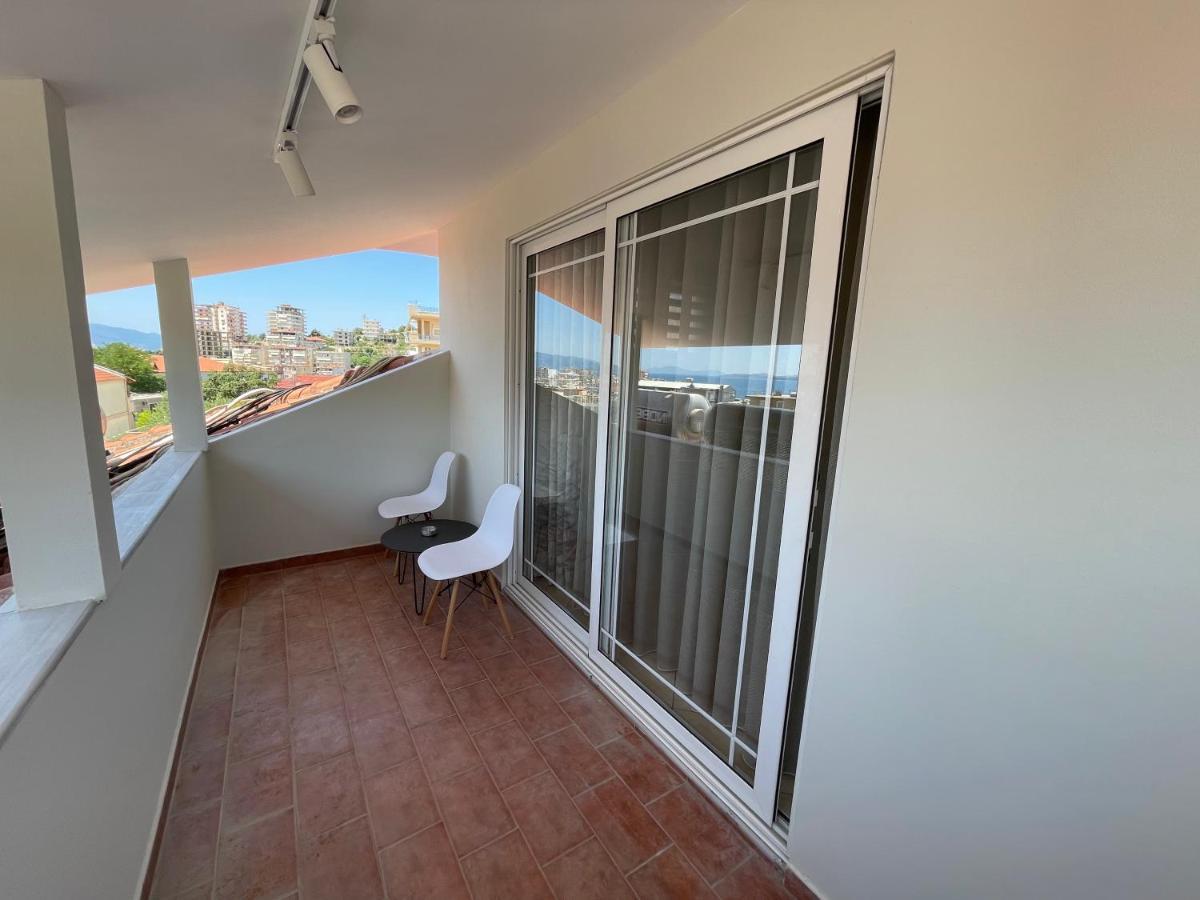 Garden Villa Apartments ซารานเดอ ภายนอก รูปภาพ