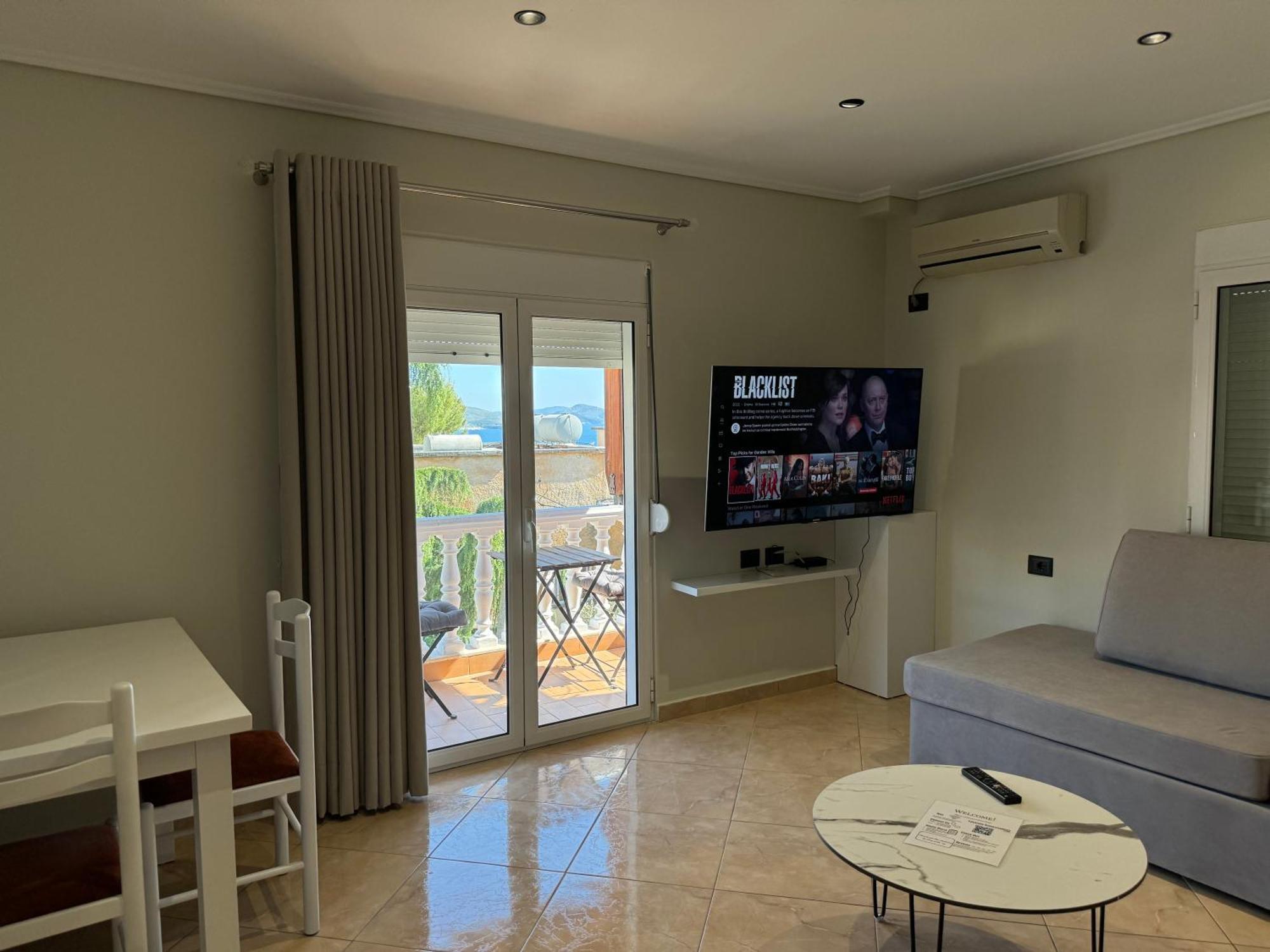 Garden Villa Apartments ซารานเดอ ภายนอก รูปภาพ